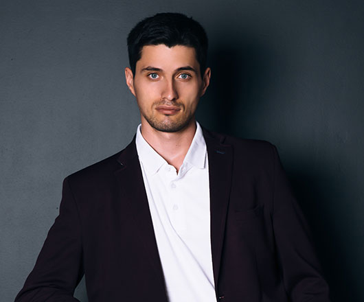 John Williams::เขาชอบใช้เวลากับครอบครัวและเพื่อนฝูง